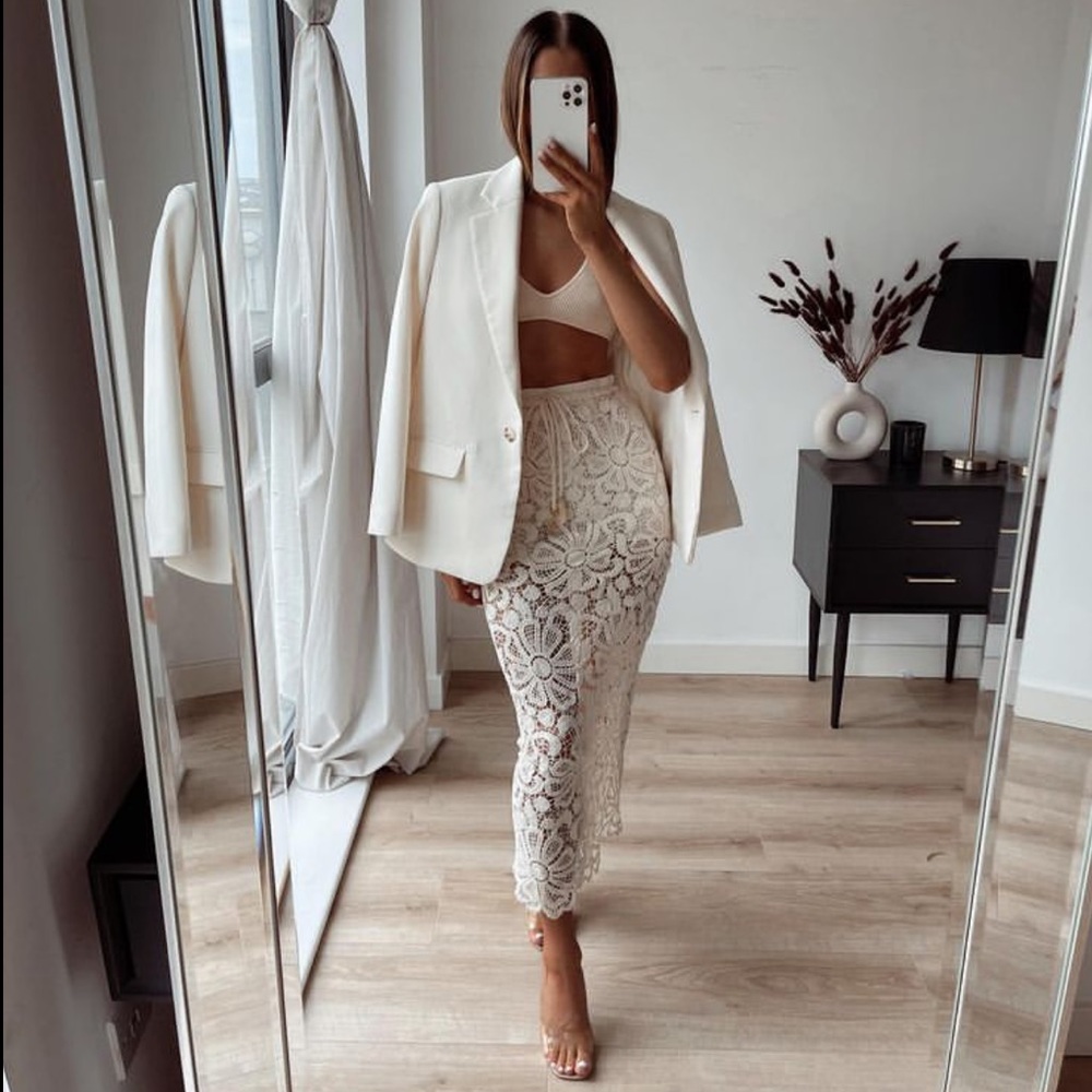 Zara Cream Crochet Lace Midi Skirt - Picture 3 of 16